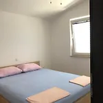 Apartman With Parking Space Mandre, Pag - 9354
