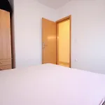 Apartman With Parking Space Mandre, Pag - 9354 Kolan